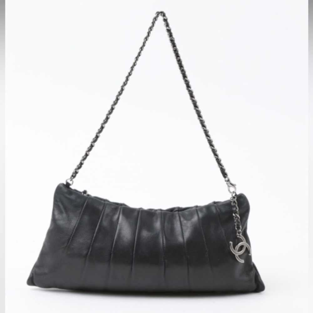 Celebrity Stylist Archive | Vintage Chanel Classic Black Lambskin Clutch 2002